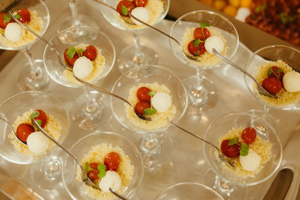 Wat zijn de belangrijkste voedingsstoffen die je in je dagelijkse dieet moet opnemen?